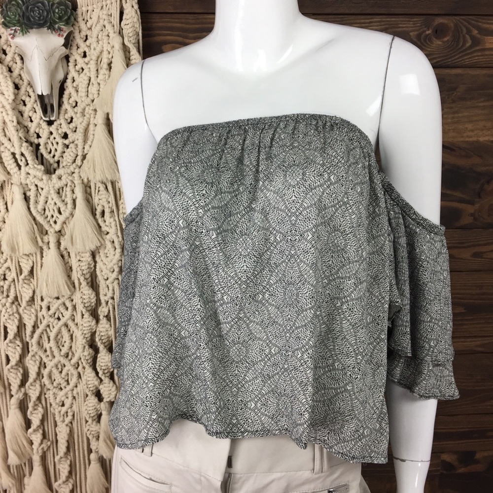 Dainty Hooligan |‎ Off Shoulder High Low Floral Print Crop Blouse